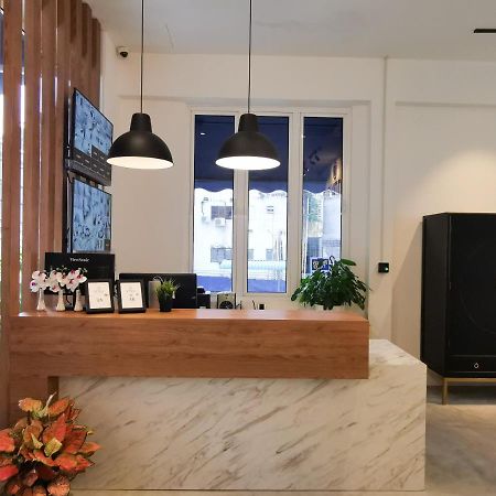 Attrus Bed & Breakfast Johor Bahru Exterior photo
